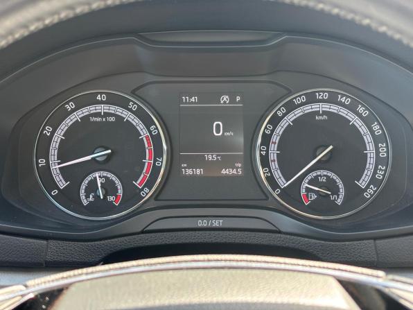 Skoda Karoq I с пробегом 2020 года, цена 2 090 000 рублей, 136181 км, внедорожник, Автокод Объявления