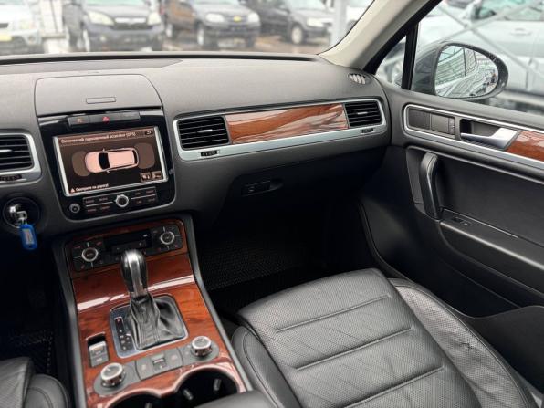 Volkswagen Touareg II с пробегом 2011 года, цена 1 345 000 рублей, 541000 км, внедорожник, Автокод Объявления