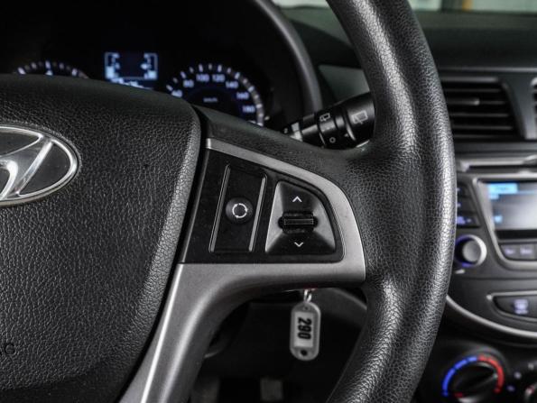 Hyundai Solaris I Рестайлинг с пробегом 2014 года, цена 1 149 000 рублей, 33982 км, хэтчбек, Автокод Объявления