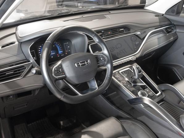 Geely Atlas Pro с пробегом 2023 года, цена 2 159 300 рублей, 43218 км, внедорожник, Автокод Объявления