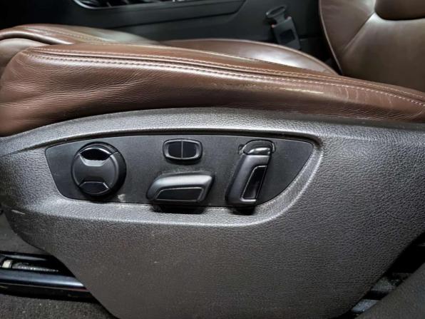 Volkswagen Touareg II с пробегом 2014 года, цена 2 730 000 рублей, 165592 км, внедорожник, Автокод Объявления