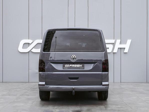 Volkswagen Transporter T6 Рестайлинг с пробегом 2019 года, цена 4 399 000 рублей, 169874 км, минивэн, Автокод Объявления