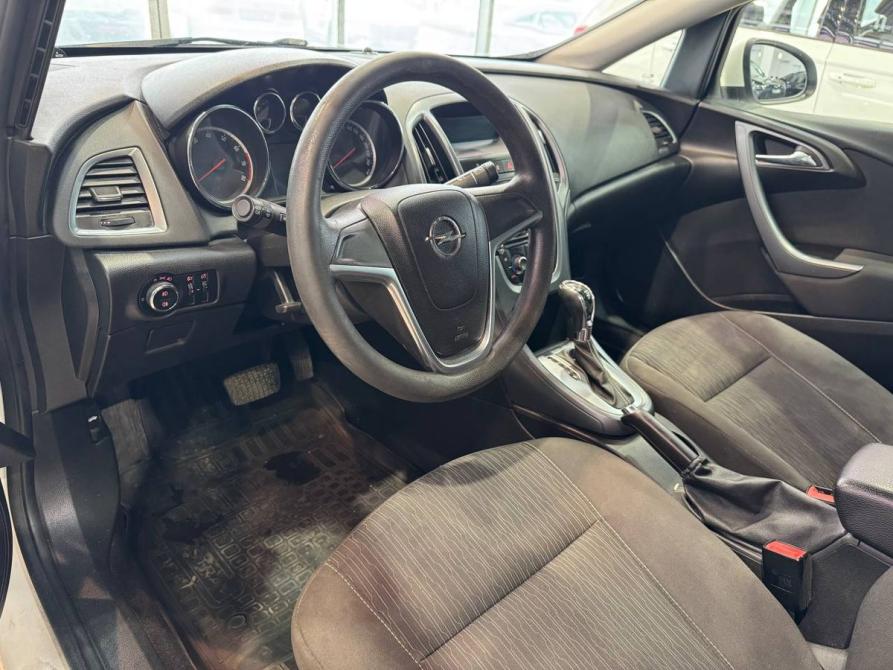 Opel Astra J Рестайлинг Москва  - изображение 13