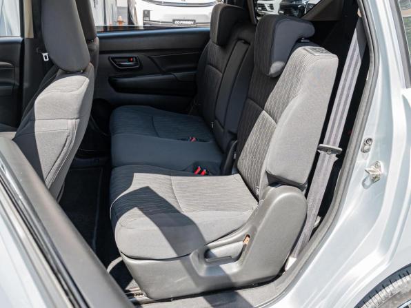 Suzuki Ertiga II с пробегом 2022 года, цена 1 930 000 рублей, 69400 км, компактвэн, Автокод Объявления