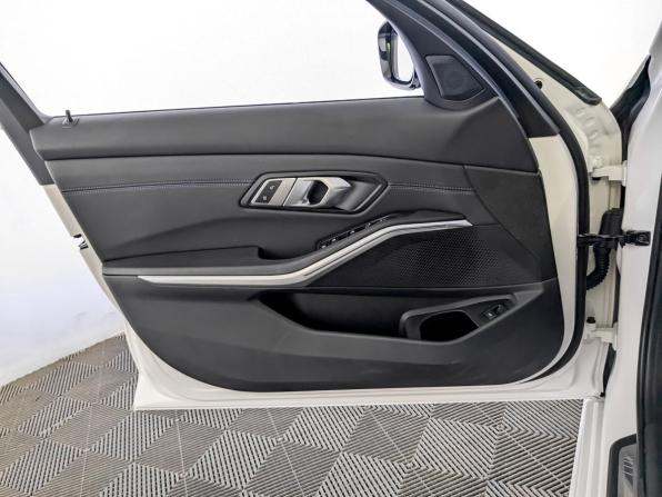 BMW 3 серии VII (G2x) с пробегом 2021 года, цена 4 365 000 рублей, 64010 км, седан, Автокод Объявления