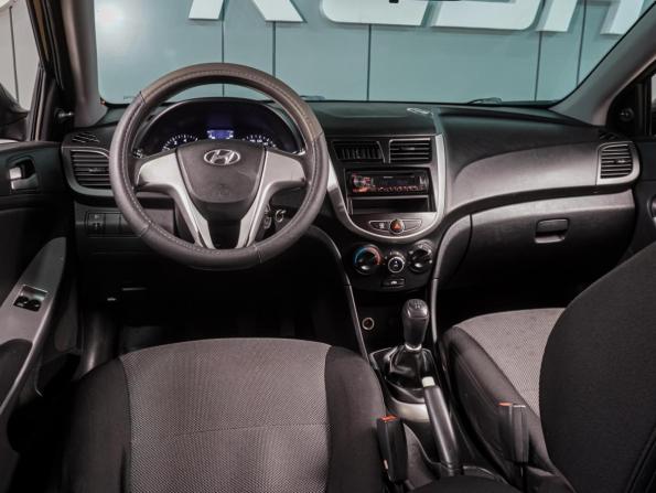 Hyundai Solaris I с пробегом 2012 года, цена 799 000 рублей, 171798 км, седан, Автокод Объявления