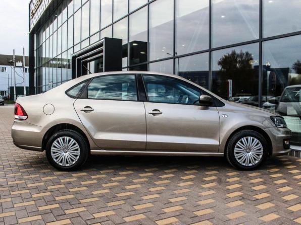 Volkswagen Polo V с пробегом 2015 года, цена 873 900 рублей, 77160 км, седан, Автокод Объявления