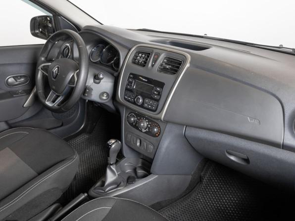 Renault Sandero II Рестайлинг с пробегом 2021 года, цена 1 353 600 рублей, 51481 км, хэтчбек, Автокод Объявления