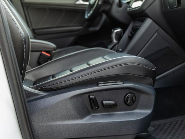 Volkswagen Tiguan II Рестайлинг с пробегом 2021 года, цена 3 948 000 рублей, 40232 км, внедорожник, Автокод Объявления