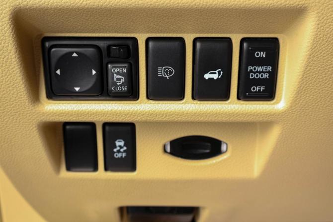 Infiniti FX II (S51) Рестайлинг с пробегом 2012 года, цена 1 919 000 рублей, 273000 км, внедорожник, Автокод Объявления