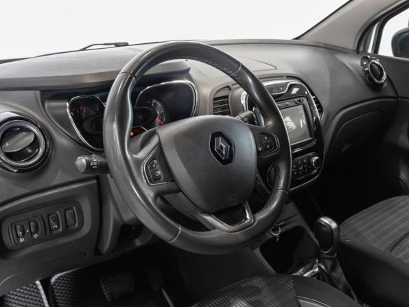 Renault Kaptur I с пробегом 2017 года, цена 1 267 800 рублей, 135600 км, внедорожник, Автокод Объявления