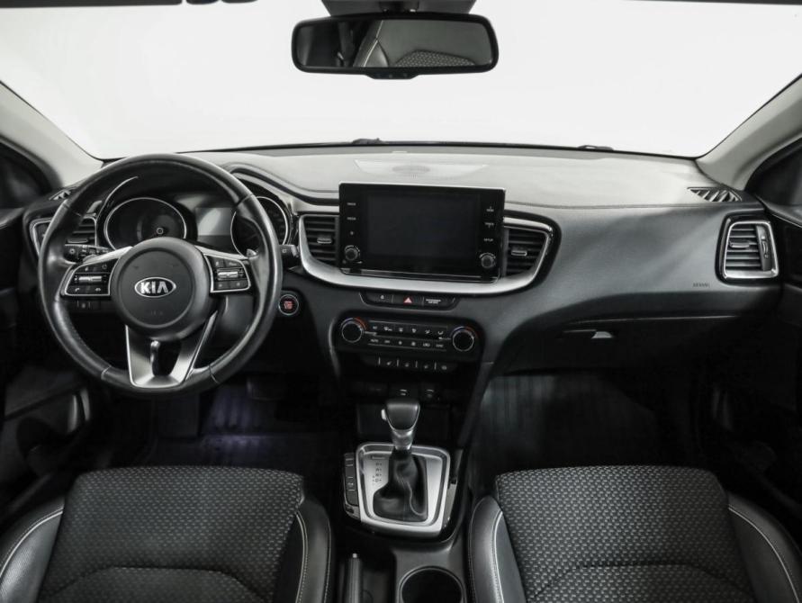 Kia Ceed III Санкт-Петербург  - изображение 11