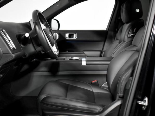 Li Auto (Lixiang) L7 I с пробегом 2023 года, цена 5 190 000 рублей, 87673 км, внедорожник, Автокод Объявления