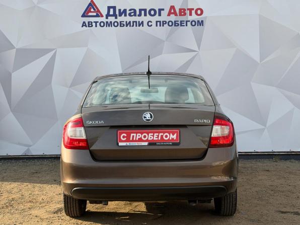 Skoda Rapid I Рестайлинг с пробегом 2018 года, цена 1 030 000 рублей, 189000 км, лифтбек, Автокод Объявления