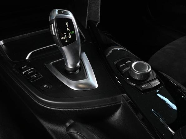 BMW 3 серии VI (F3x) Рестайлинг с пробегом 2015 года, цена 2 399 000 рублей, 194690 км, седан, Автокод Объявления
