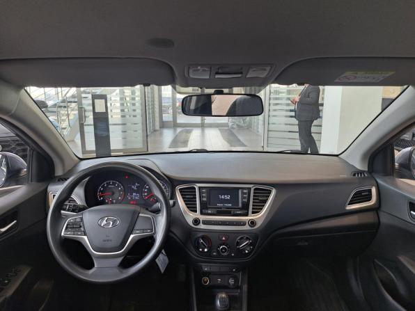 Hyundai Solaris II Рестайлинг с пробегом 2021 года, цена 1 319 000 рублей, 121753 км, седан, Автокод Объявления