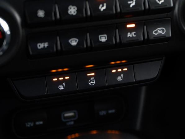 Kia Sportage IV Рестайлинг с пробегом 2021 года, цена 2 148 999 рублей, 124646 км, внедорожник, Автокод Объявления