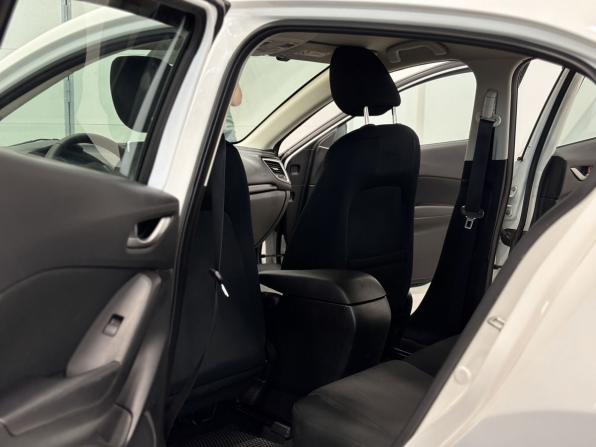 Mazda 3 III (BM) с пробегом 2014 года, цена 1 295 000 рублей, 179000 км, седан, Автокод Объявления