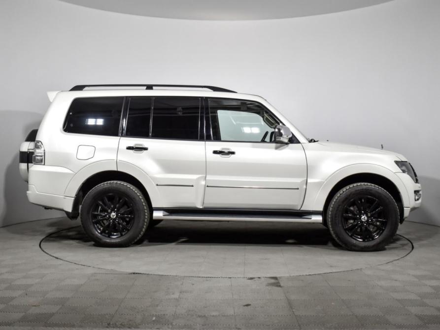 Mitsubishi Pajero IV Рестайлинг 2 Санкт-Петербург  - изображение 4