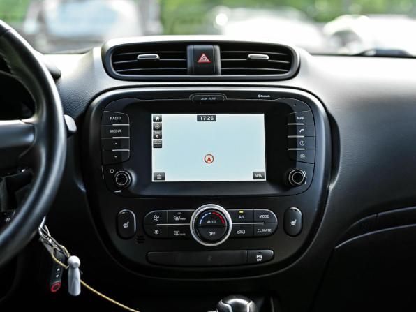 Kia Soul II Рестайлинг с пробегом 2018 года, цена 1 490 000 рублей, 117794 км, хэтчбек, Автокод Объявления