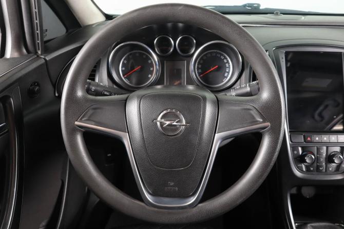 Opel Astra J Рестайлинг с пробегом 2013 года, цена 629 000 рублей, 279828 км, хэтчбек, Автокод Объявления