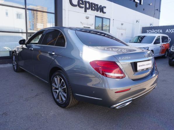 Mercedes-Benz E-Класс V (W213 S213 C238) с пробегом 2018 года, цена 3 150 000 рублей, 117225 км, седан, Автокод Объявления