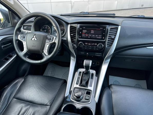 Mitsubishi Pajero Sport III с пробегом 2018 года, цена 2 750 000 рублей, 184680 км, внедорожник, Автокод Объявления