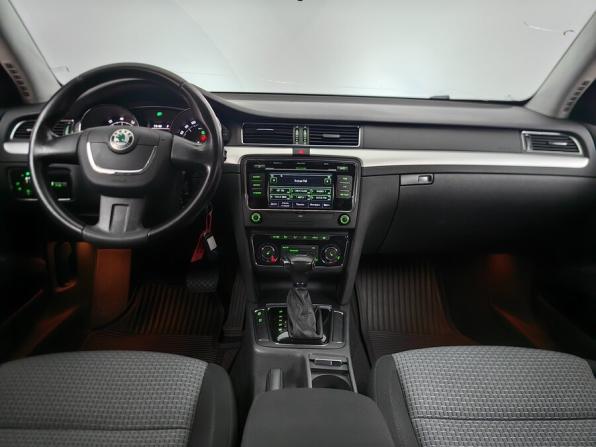 Skoda Superb II с пробегом 2012 года, цена 858 000 рублей, 200000 км, лифтбек, Автокод Объявления