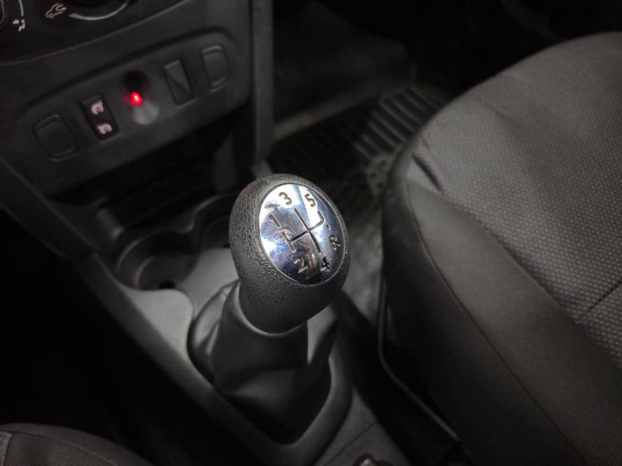 Renault Sandero II Рестайлинг Альметьевск  - изображение 22