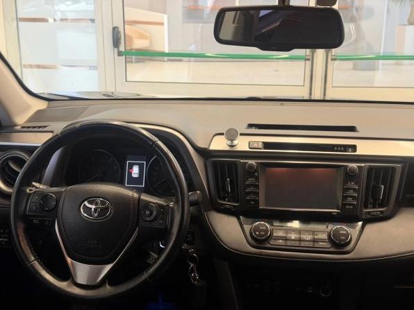 Toyota RAV4 IV (XA40) Рестайлинг с пробегом 2016 года, цена 2 050 000 рублей, 183000 км, внедорожник, Автокод Объявления