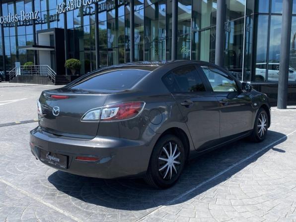 Mazda 3 II (BL) Рестайлинг с пробегом 2012 года, цена 959 000 рублей, 155869 км, седан, Автокод Объявления