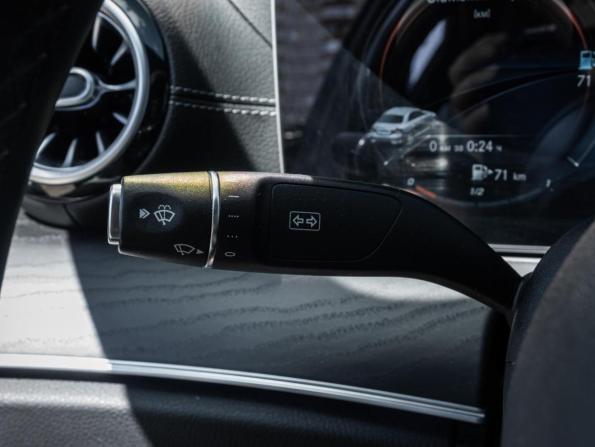 Mercedes-Benz E-Класс V (W213 S213 C238) Рестайлинг с пробегом 2021 года, цена 5 100 000 рублей, 37017 км, седан, Автокод Объявления