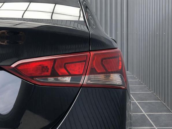 Hyundai Solaris II Рестайлинг с пробегом 2020 года, цена 1 597 000 рублей, 94484 км, седан, Автокод Объявления
