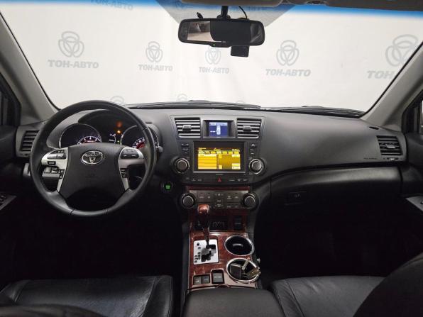 Toyota Highlander II (XU40) Рестайлинг с пробегом 2011 года, цена 1 400 000 рублей, 722618 км, внедорожник, Автокод Объявления