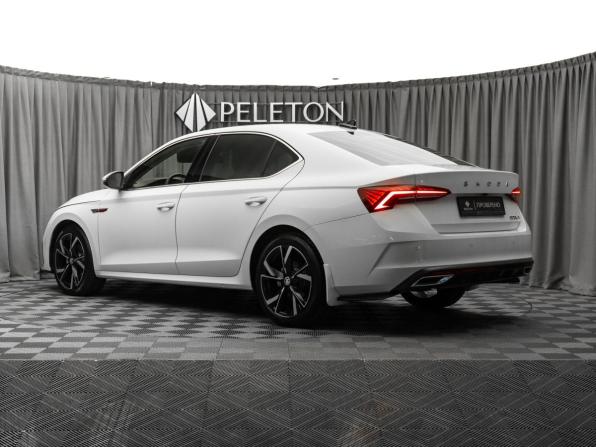 Skoda Octavia IV (A8) с пробегом 2021 года, цена 2 470 000 рублей, 59807 км, лифтбек, Автокод Объявления