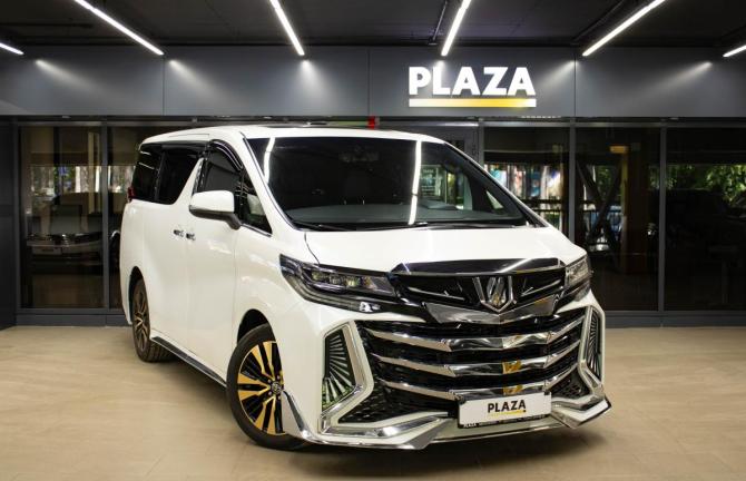 Toyota Alphard III Рестайлинг с пробегом 2019 года, цена 4 699 000 рублей, 128140 км, минивэн, Автокод Объявления