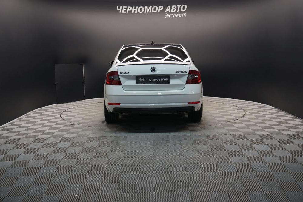 Skoda Octavia III (A7) Рестайлинг Крым  - изображение 4