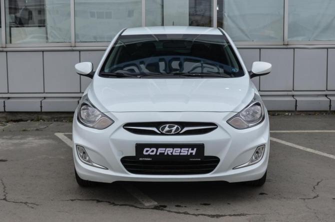 Hyundai Solaris I с пробегом 2012 года, цена 749 000 рублей, 215875 км, хэтчбек, Автокод Объявления