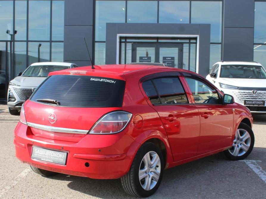 Opel Astra H Рестайлинг Октябрьский  - изображение 8