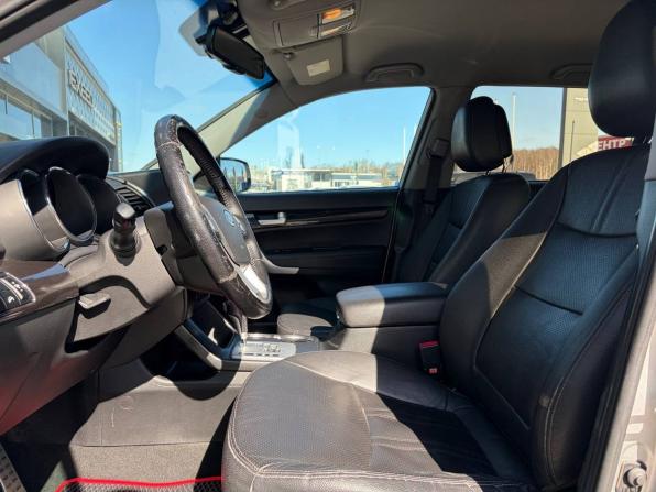 Kia Sorento II с пробегом 2012 года, цена 1 210 000 рублей, 204520 км, внедорожник, Автокод Объявления
