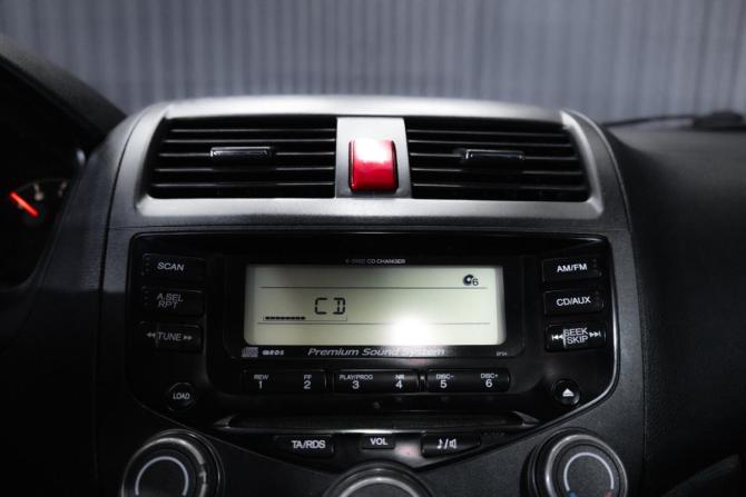 Honda Accord VII Рестайлинг с пробегом 2007 года, цена 1 100 000 рублей, 322503 км, седан, Автокод Объявления