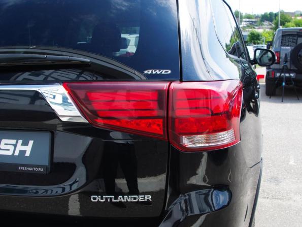 Mitsubishi Outlander III Рестайлинг 2 с пробегом 2015 года, цена 1 499 000 рублей, 191000 км, внедорожник, Автокод Объявления