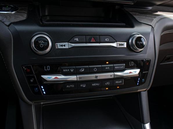 Ford Explorer VI с пробегом 2020 года, цена 5 150 000 рублей, 80508 км, внедорожник, Автокод Объявления