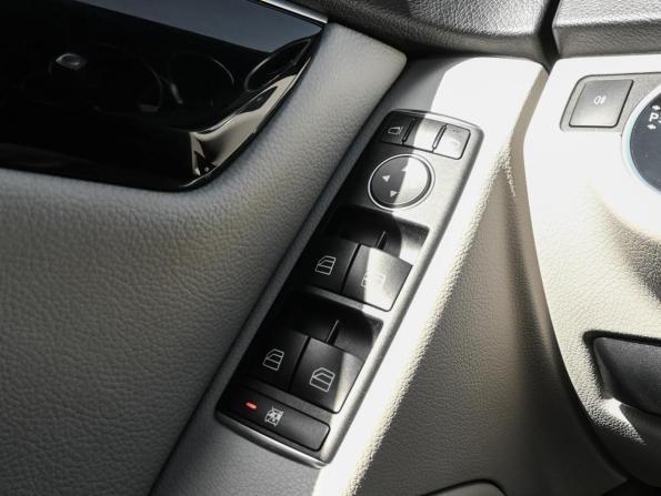 Mercedes-Benz C-Класс III (W204) Рестайлинг с пробегом 2012 года, цена 1 679 000 рублей, 128084 км, седан, Автокод Объявления