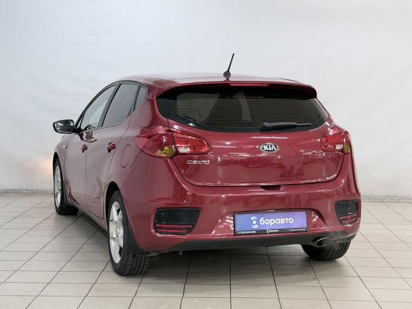 Kia Ceed II Рестайлинг с пробегом 2015 года, цена 999 000 рублей, 174986 км, хэтчбек, Автокод Объявления