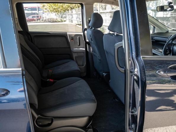 Honda Freed I с пробегом 2008 года, цена 1 040 000 рублей, 128364 км, компактвэн, Автокод Объявления