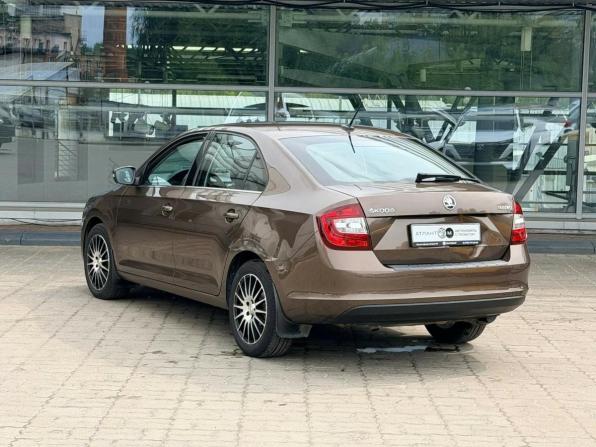 Skoda Rapid I Рестайлинг с пробегом 2018 года, цена 1 499 000 рублей, 28000 км, лифтбек, Автокод Объявления