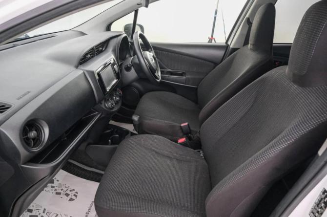 Toyota Vitz III (XP130) Рестайлинг 2 с пробегом 2017 года, цена 899 000 рублей, 85000 км, хэтчбек, Автокод Объявления