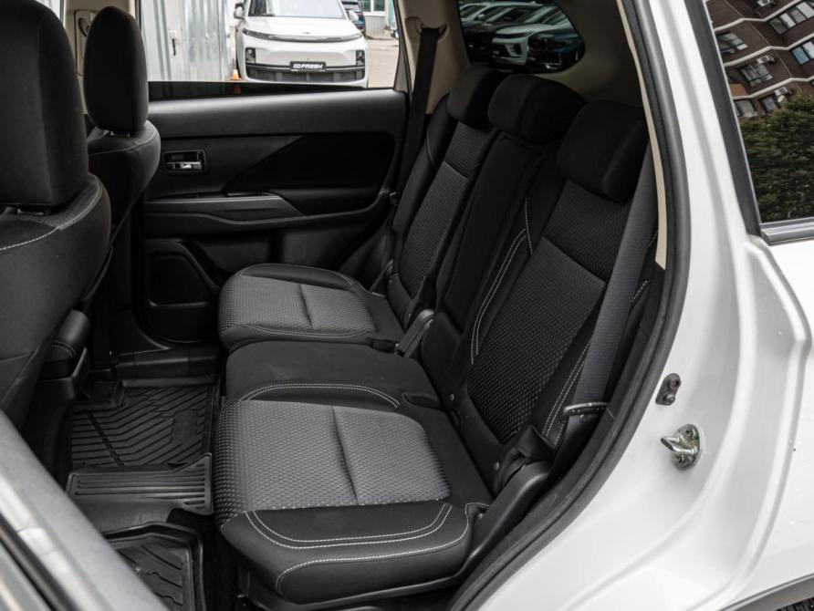 Mitsubishi Outlander III Рестайлинг 3 Краснодар  - изображение 9