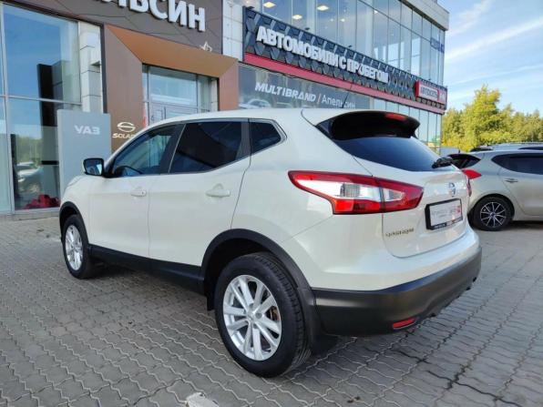 Nissan Qashqai II с пробегом 2014 года, цена 1 590 000 рублей, 130801 км, внедорожник, Автокод Объявления